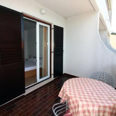Marica Apartman Tisno