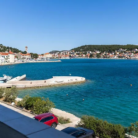 Apartment Marica Tisno
