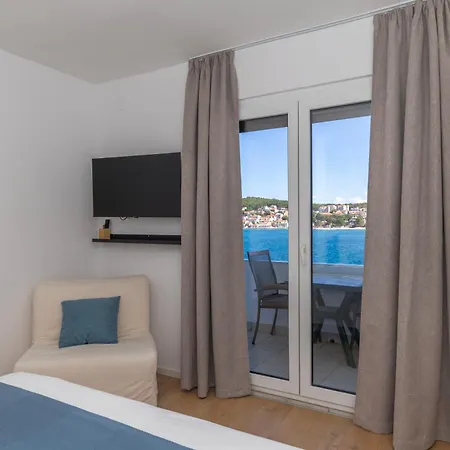 Apartment Marica Tisno